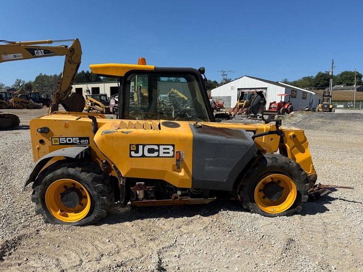 2017-jcb-505-20tc-image-5