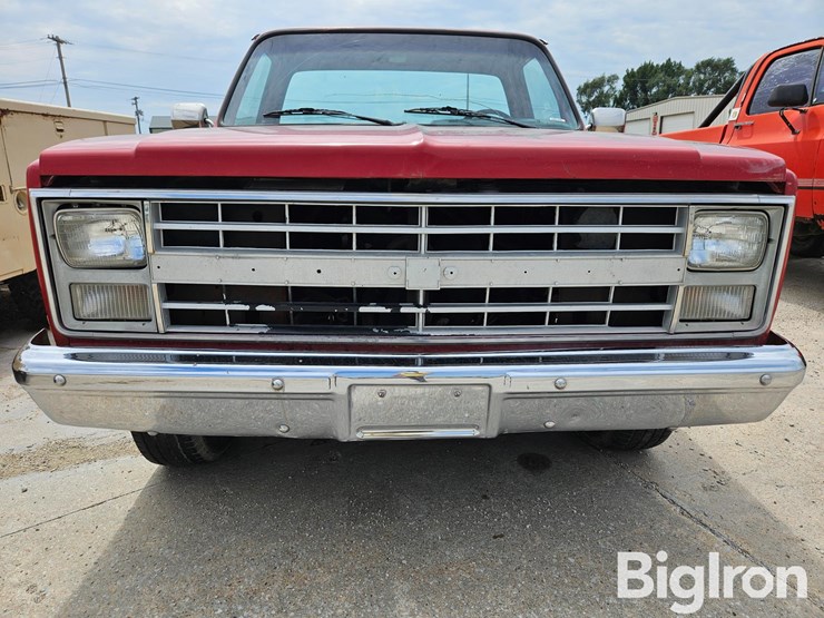1985-chevrolet-c10-image-9