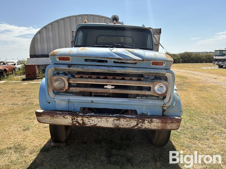1965-chevrolet-c60-image-2