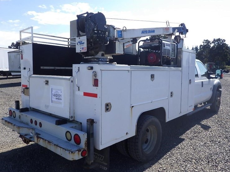 2011-ford-f550-image-5