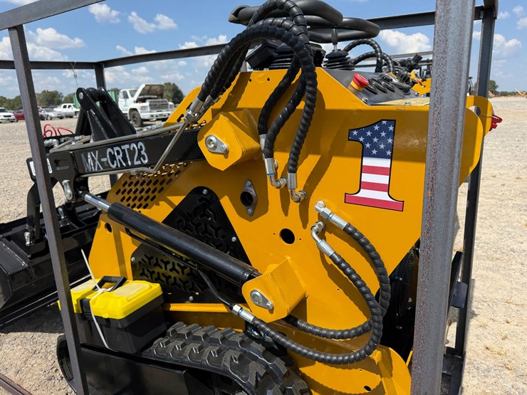 #84-•-unused-2026-agt-mx-crt23-stand-on-tracked-loader-mxcrt232026j00592-inv#4565-image-8