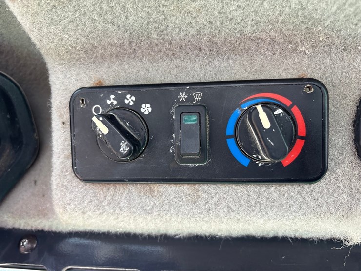 bobcat-t76-image-55