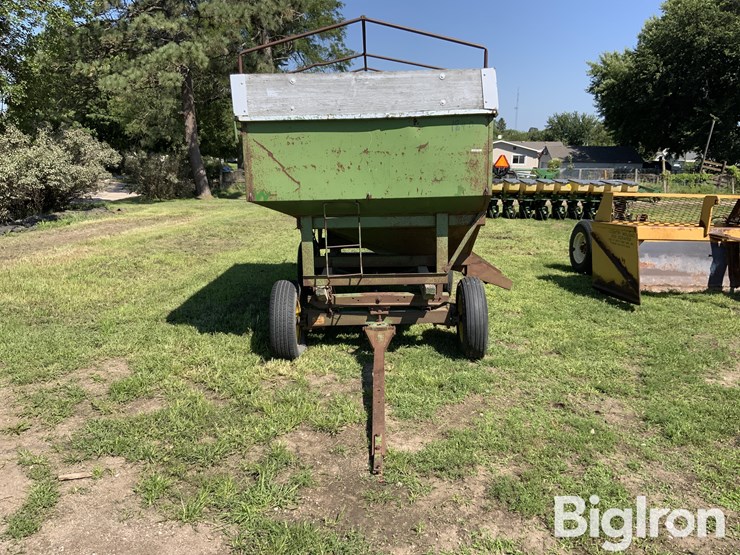 deere-tires-image-2