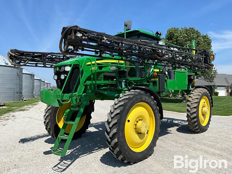 2011-john-deere-4830-image-1