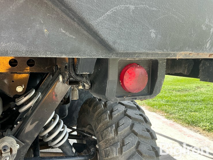 2024-kawasaki-mule-1000-image-16