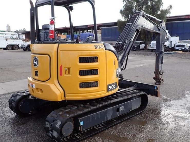 2023-deere-50g-image-3