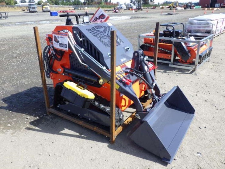 2026-tpm-t460-skid-steer-tracked-loader-image-4