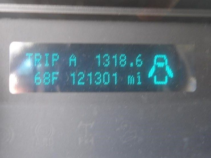 2011-ford-f550-image-18