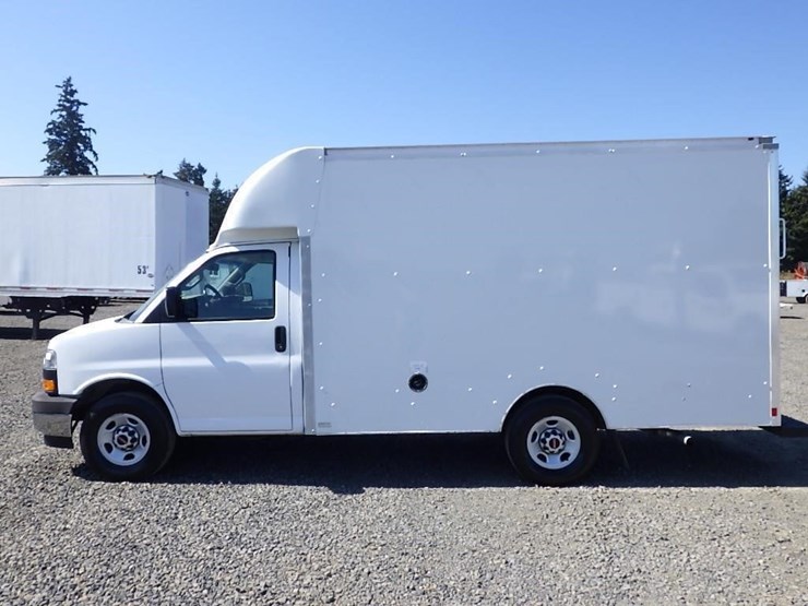 2021-gmc-3500-image-2