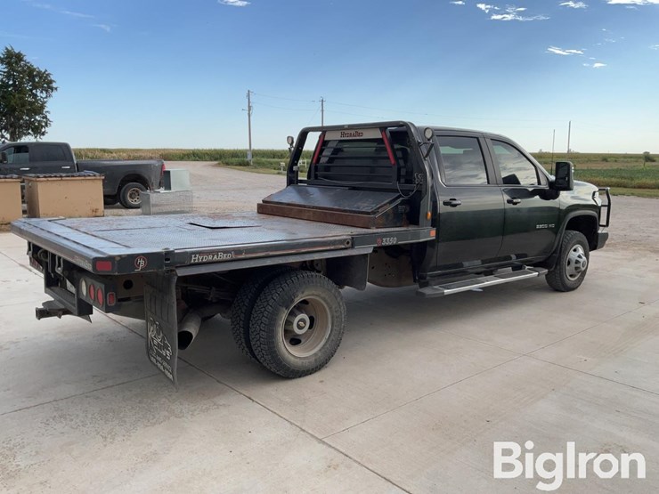 2021-chevrolet-silverado-3500-image-5