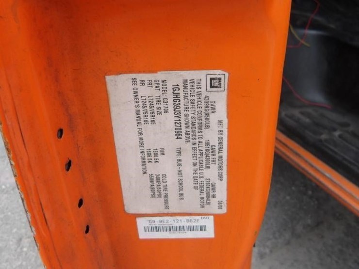 2000-gmc-savana-g3500-image-39