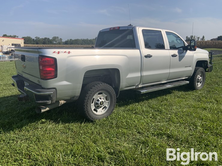 2017-chevrolet-silverado-2500-image-4