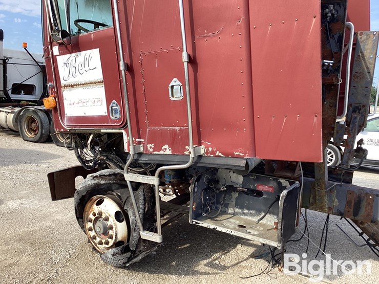1985-kenworth-k100e-image-12