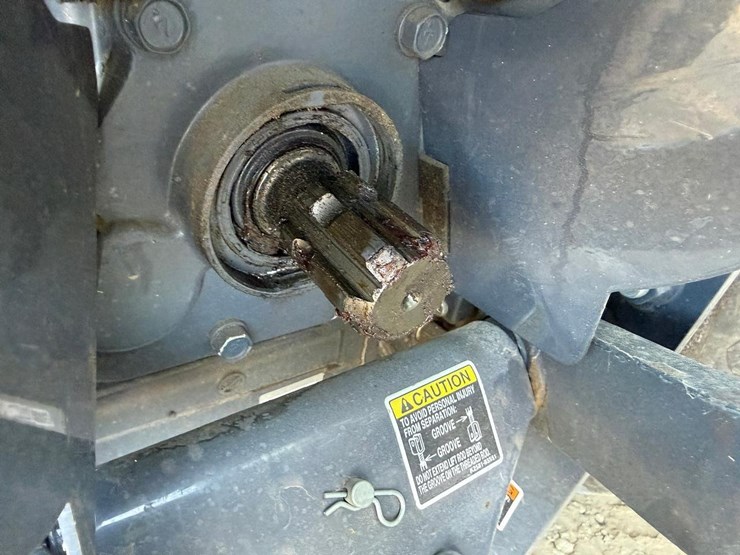 2014-kubota-bx2370-image-18