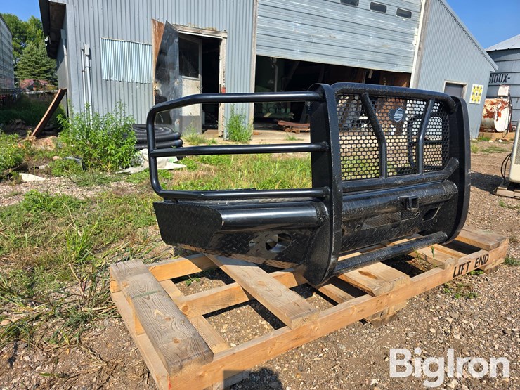 chevrolet-silverado-2500-image-3