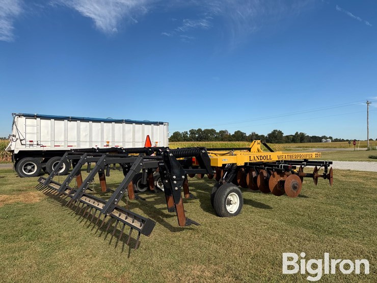 2011-landoll-2217-7-30-image-5