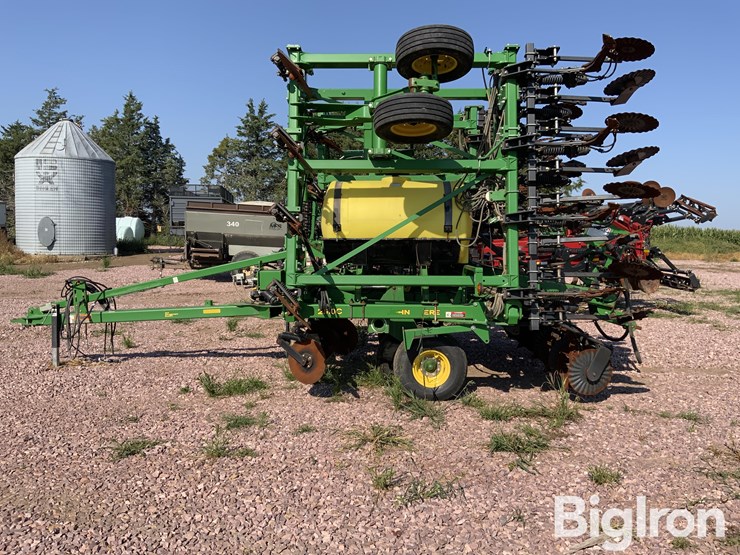 2014-john-deere-2510c-image-8