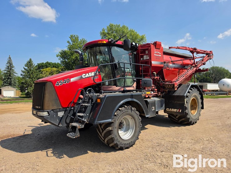 2015-case-ih-titan-4540-image-1