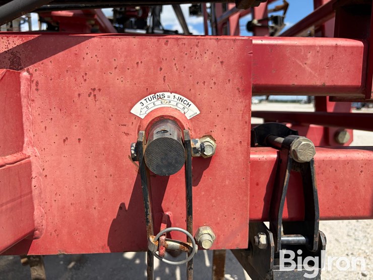 2011-case-ih-200-image-19