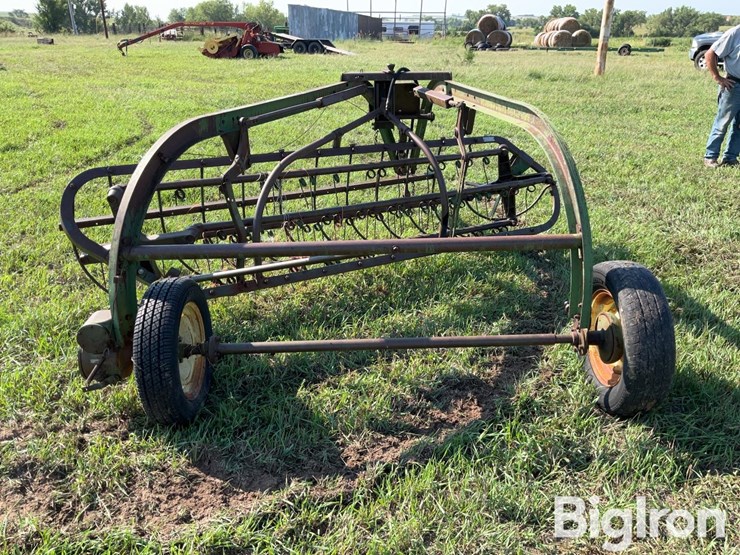 john-deere-851-image-6