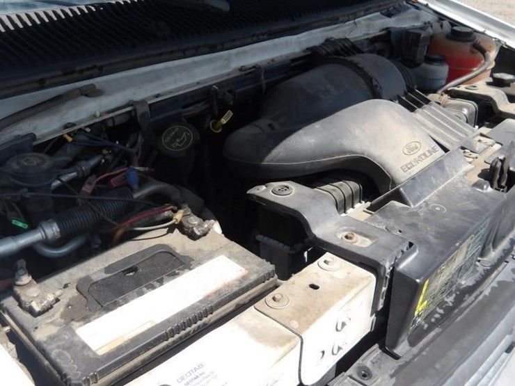 2006-ford-e350-image-12