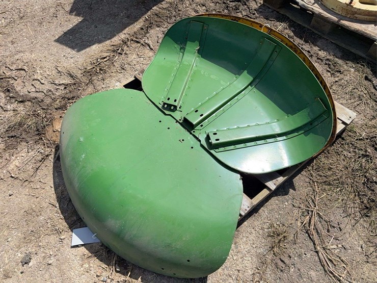 (3)-john-deere-420/430-heavy-duty-fenders-image-2