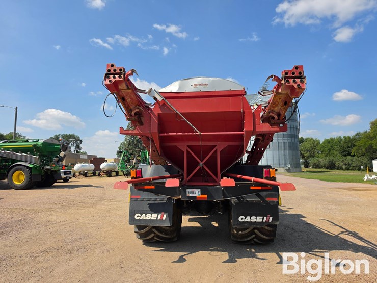 2015-case-ih-titan-4540-image-6