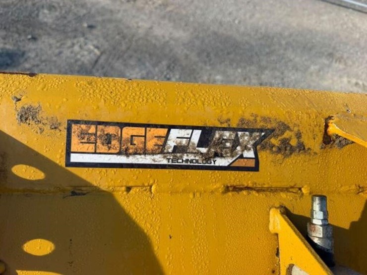 deere-244j-image-6