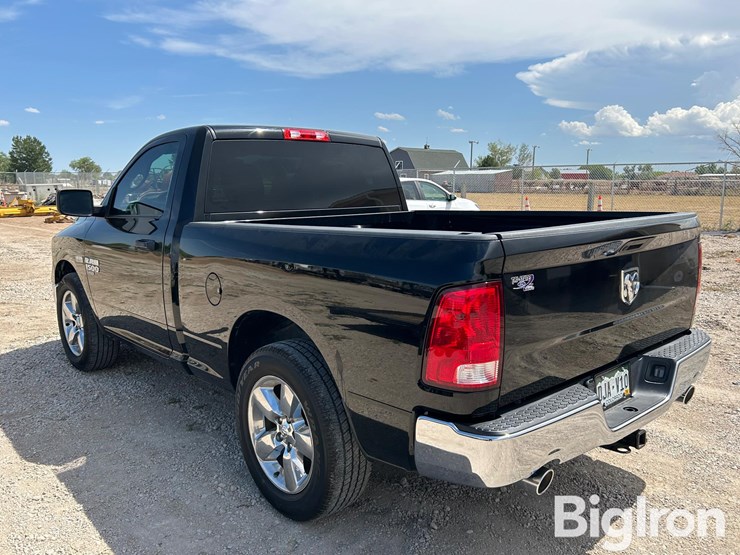 2022-ram-1500-classic-image-7