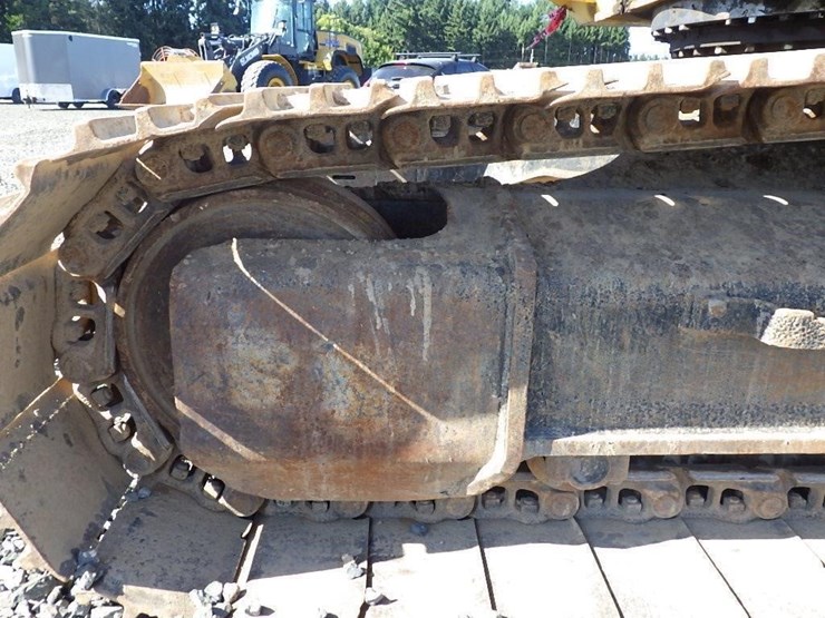 deere-330c-lc-image-17