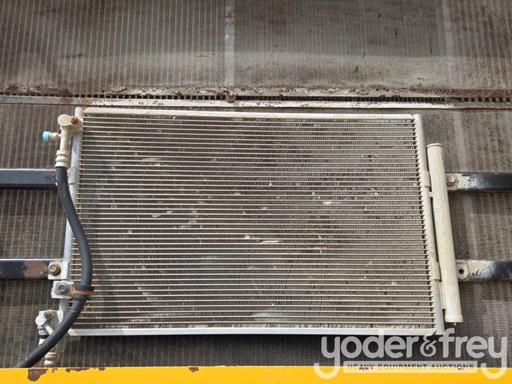 2015-volvo-ec350el-image-33