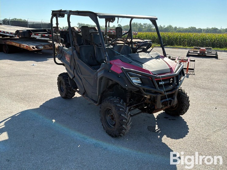 2019-pioneer-4x4-image-3