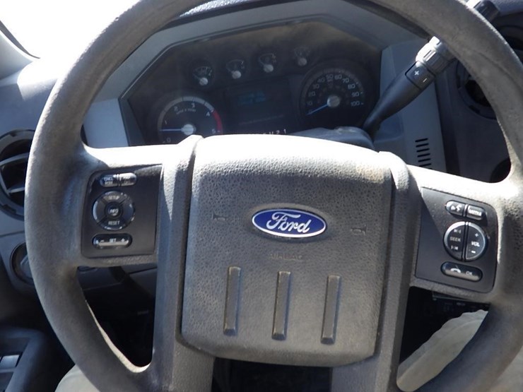 2015-ford-f550-image-41