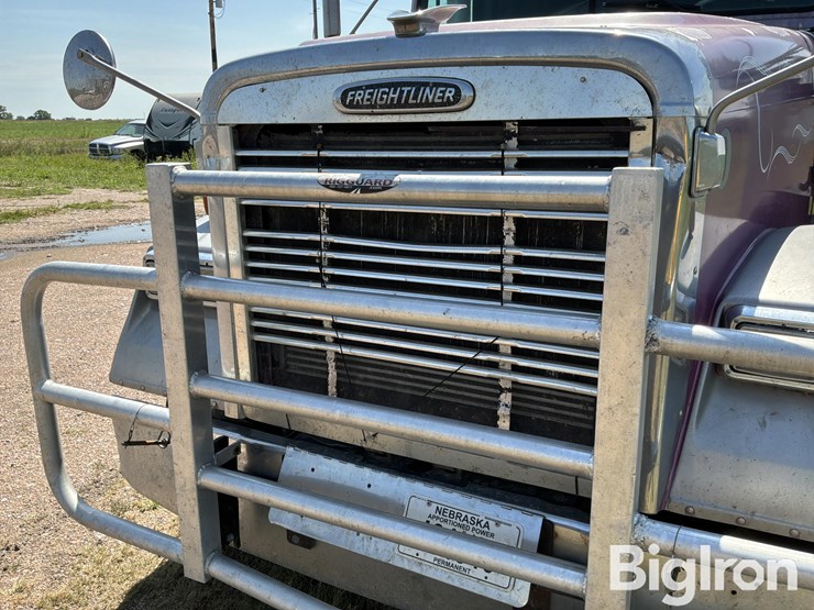2003-freightliner-fld120-image-10
