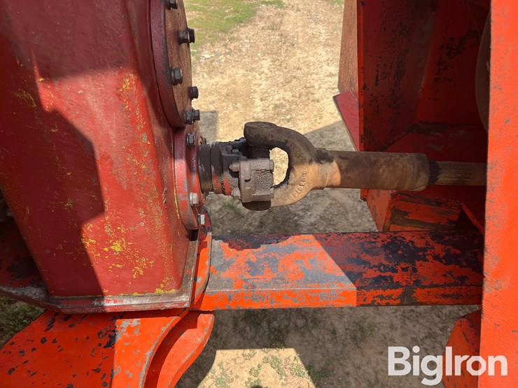 1975-allis-chalmers-440-image-11
