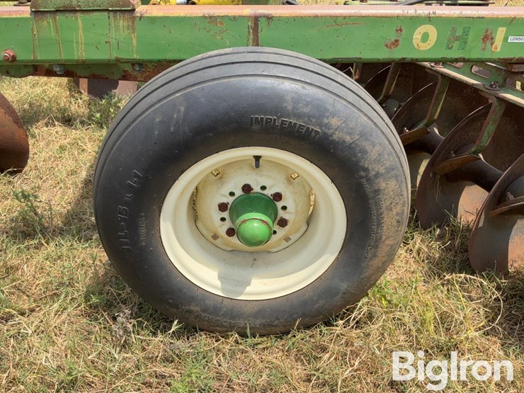 john-deere-12-image-20