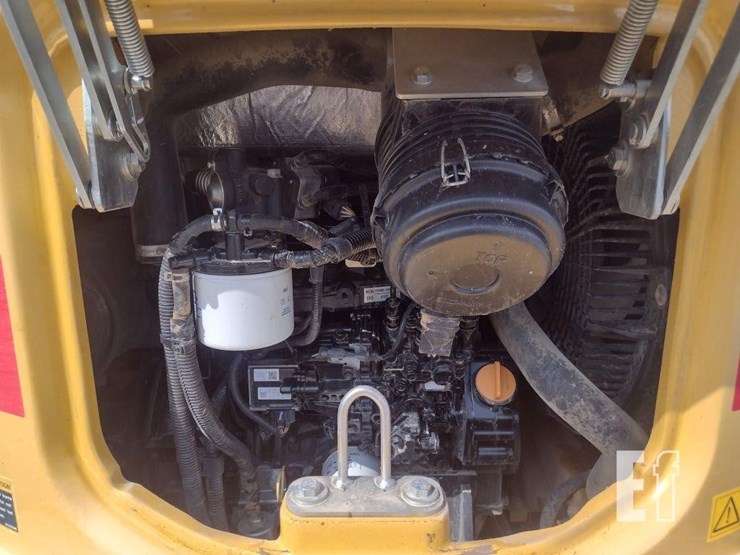 2021-deere-35g-image-35