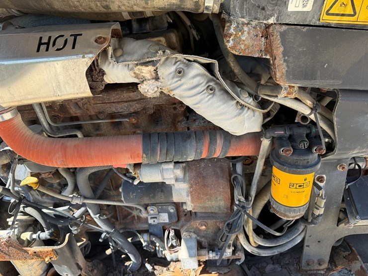 2017-jcb-505-20tc-image-11