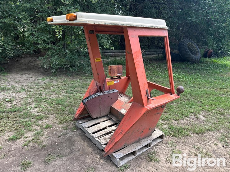 allis-chalmers-7000-image-1