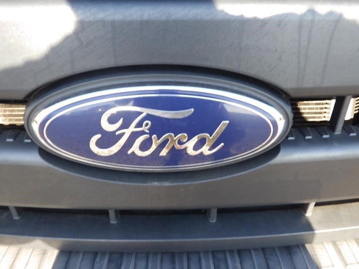 2013-ford-f450-image-9
