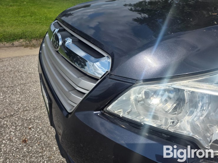 2013-subaru-outback-image-10