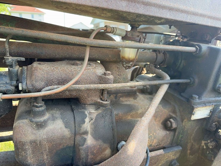 john-deere-b-image-12