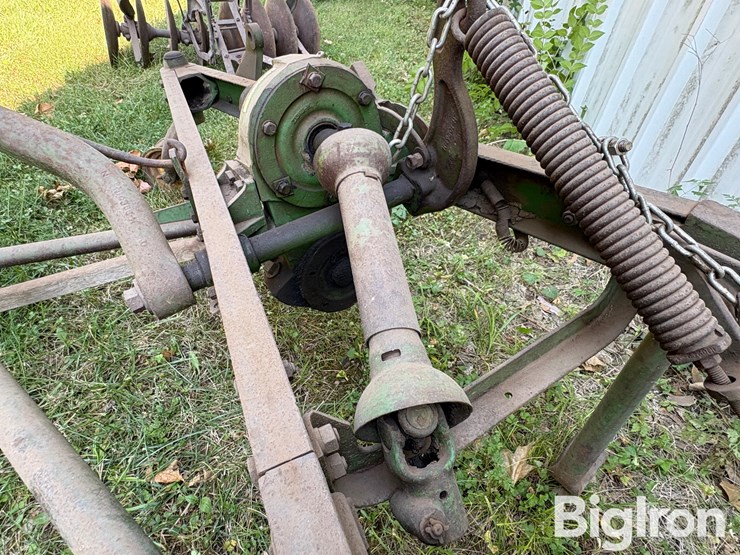 john-deere-no.8-image-19