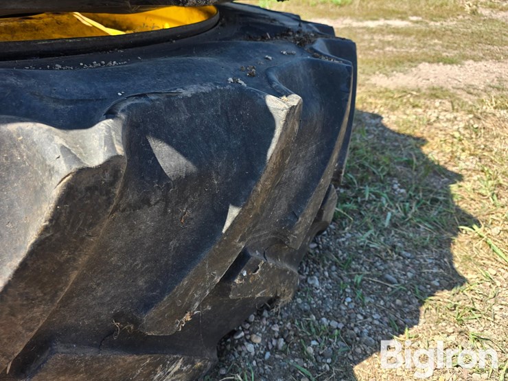 john-deere-18-image-11