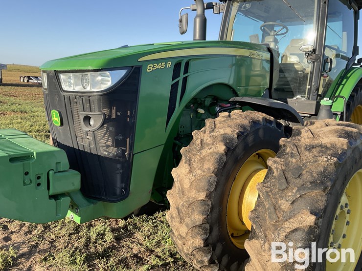 2014-john-deere-8345r-image-10