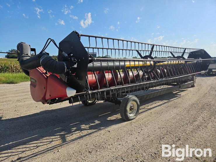 2011-case-ih-3020-image-3