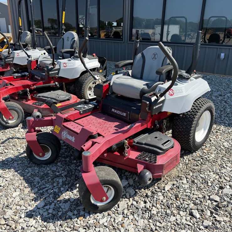 #13 • Exmark E-Series Radius Zero Turn Mower 404435682 INV#20989