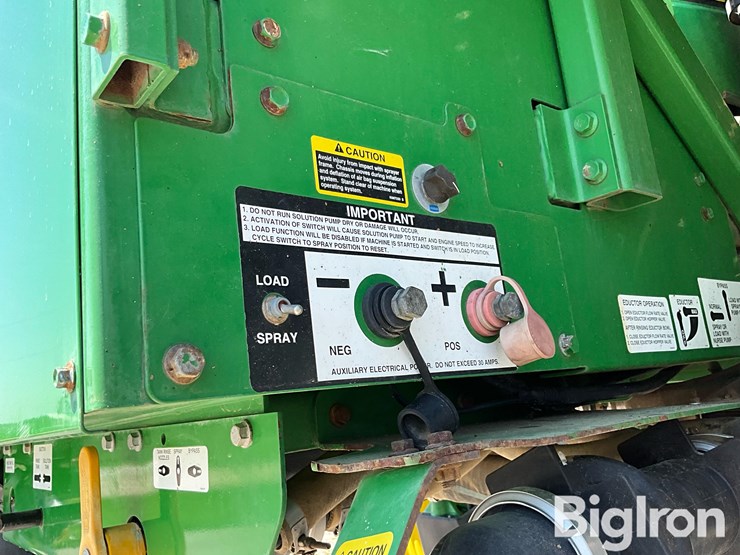 2011-john-deere-4830-image-14