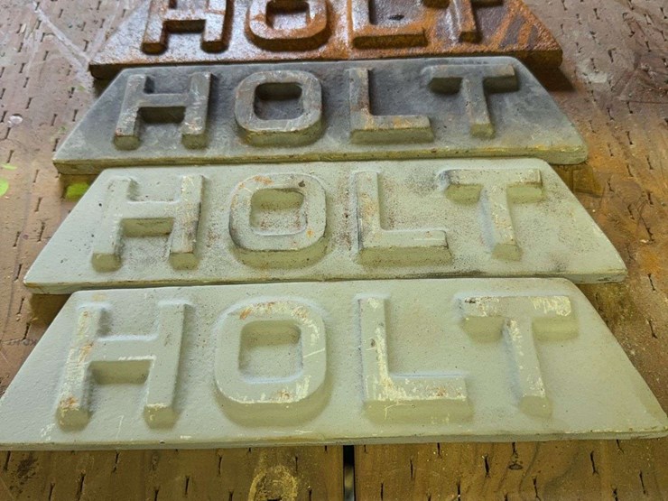 john-deere-holt-fork-lift-badges-image-1