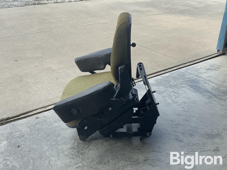 john-deere-4630-image-8